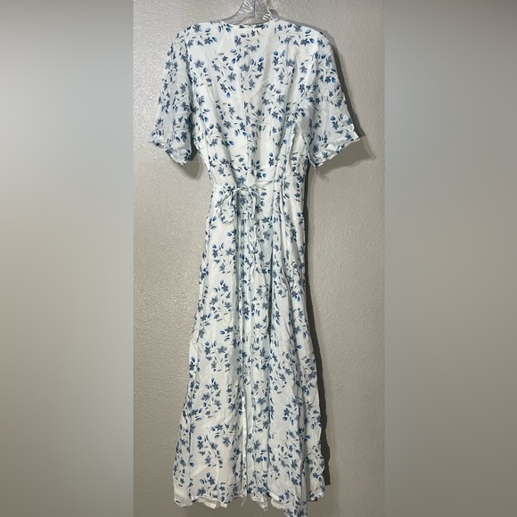 NWOT - Reistor Summer Rains Wrap Dress - Size L - Picture 4 of 4